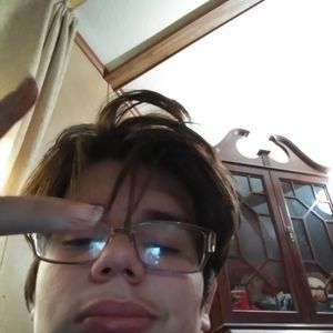 Meet your Posher, Logan